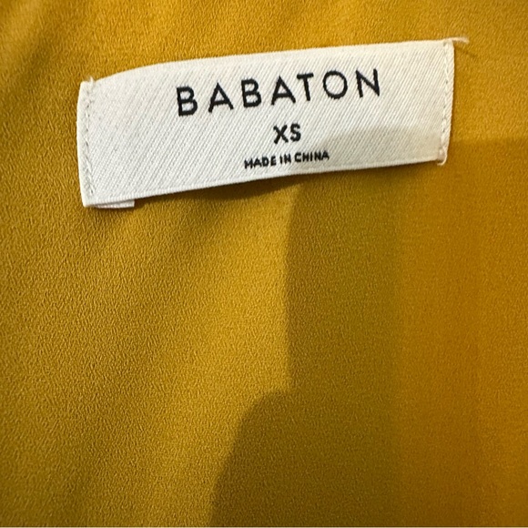 Aritzia Babaton Hopkins Blouse - XS - Dark Yellow - Picture 8 of 8